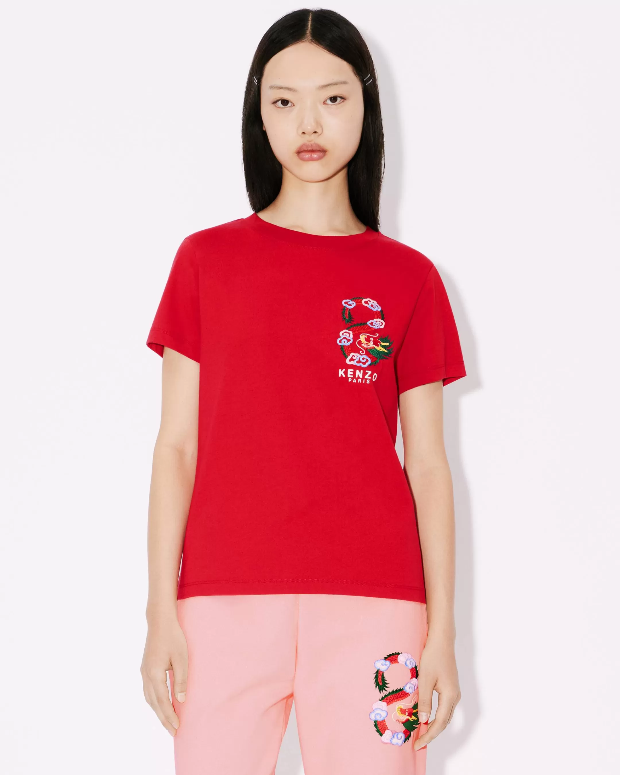 Online Camiseta clásica con parche 'Year of the Dragon' bordado Mujer Camisetas y Polos